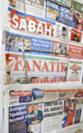 Zeitungsständer (Sabah, Fanatik, Hürriyet)