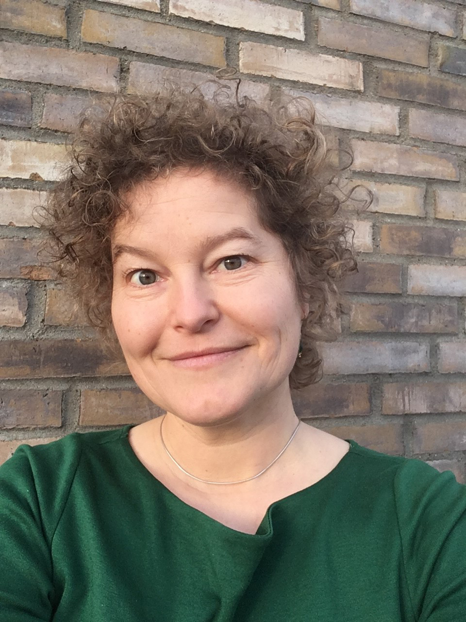 Portrait von Prof. Nicole Milman-Dörr