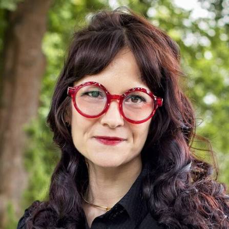 Phima Dr. Jasmin Özel
