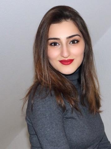 Alumna der Sprachen und Kommunikation