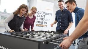 Kicker, StartUps, Team