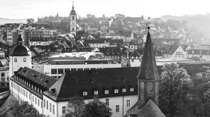 Nachruf - Schwarz weiß Foto Campus US