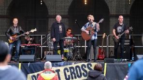 Band auf der Bühne der Offenen Uni