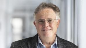 Porträt von Prof. Thomas Mannel