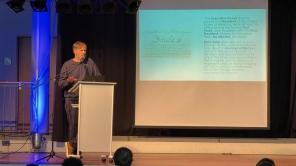 Professor Stein am Clara Schumann Gymnasium (Rent-a-Prof)