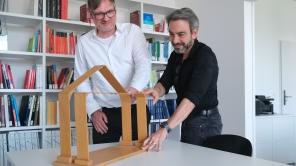 Prof. Weimar und Gastwissenschaftler Gallardo Llopis aus Spanien wollen die Tragwerklehre novellieren.