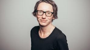 Portrait von Dr. Jana Mikota, Preisträgerin des Volkacher Talers