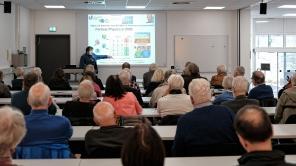 Dr. Christian Spiering