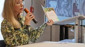 Eröffnung der Ausstellung zu Graphic Novels mit Autorin Stephanie Lunkewitz.