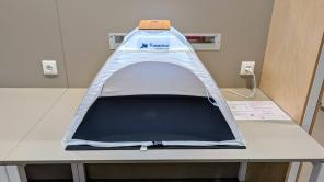 Bild eines Scan-Zeltes, das im Bereich der ZInfo steht