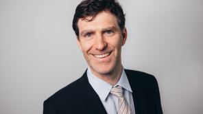 Prof. Dr. Tim Klucken