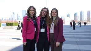 Studentinnen bei der NMUN