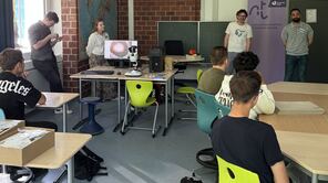Schulklasse im Workshop