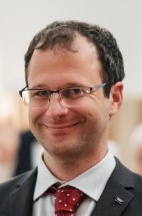 Portrait von Prof. Dr. Giovanni Cerchiari