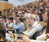 Erstsemesterbegrüßung Wintersemester 2025/26 Audimax Universität Siegen