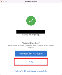 Outlook E-Mail-Einrichtung Bestätigungsfenster mit markiertem Button "Fertig"