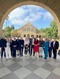 Uni-Rektorin Prof. Dr. Stefanie Reese beim Besuch der Stanford University.