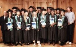 Foto der anwesenden Doktoranden am Jahresempfang der Fak III