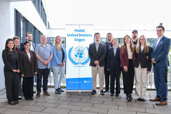MUN-Delegation am Campus AR mit Litty und Merzendorfer