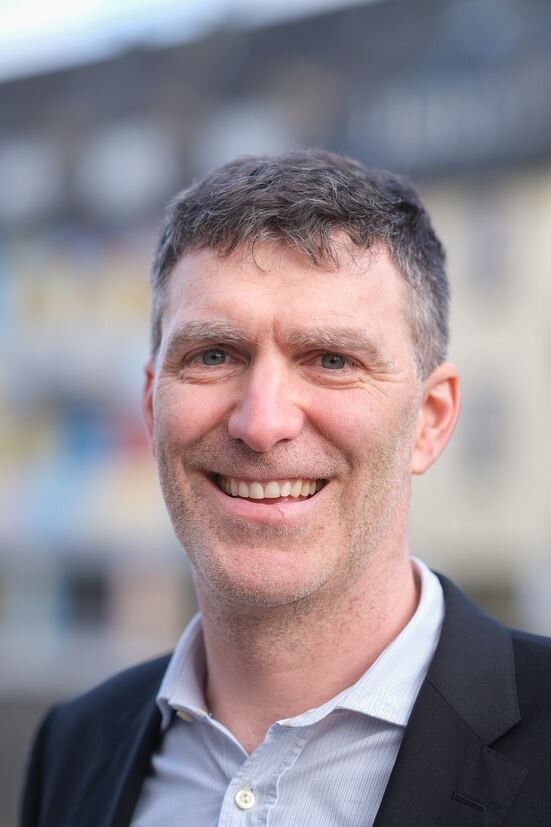 Prof. Dr. Tim Klucken