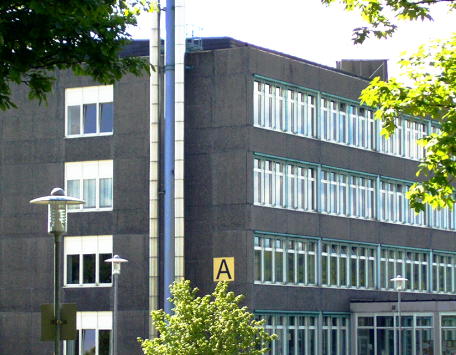 Außenansicht Teilbibliothek Paul-Bonatz-Straße