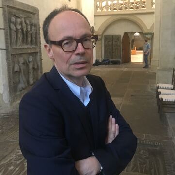Univ.-Prof. Dr. Hans Rudolf Velten