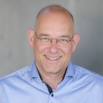 Univ.-Prof. Dr. Volker Stein