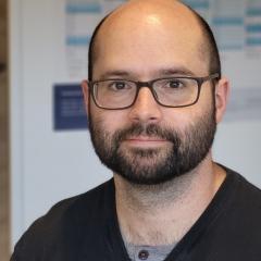 Studienberater Dr. Jonas Brühl
