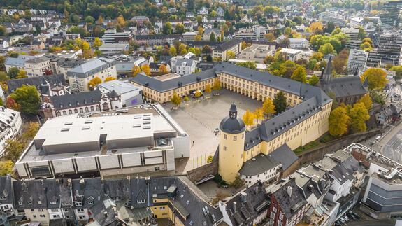 Blick von oben auf Unteres Schloß