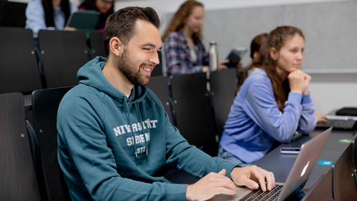 Studierende im Hörsaal