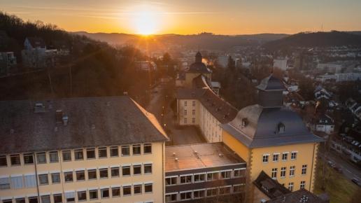 Emmy-Noether-Campus im Abendrot