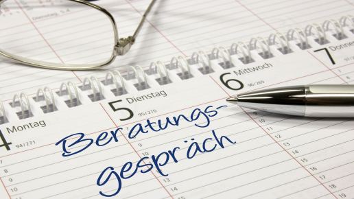 Ein Kalender, in den "Beratungstermin" eingetragen ist