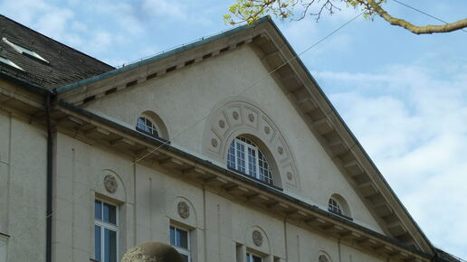 Haus der Wissenschaft in der alten Landeszentralbank