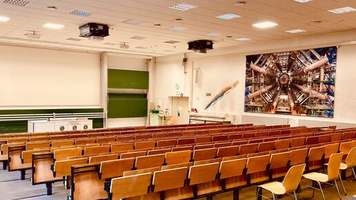 Hörsaal D-114 (ENC)