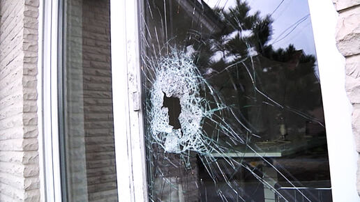 Gebrochenes Glas