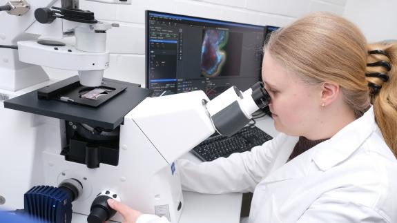 Kim Venus schreibt im Rahmen des Projektes ihre Doktorarbeit.