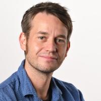 Dr. phil. Bastian Dewenter