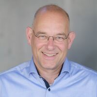 Univ.-Prof. Dr. Volker Stein