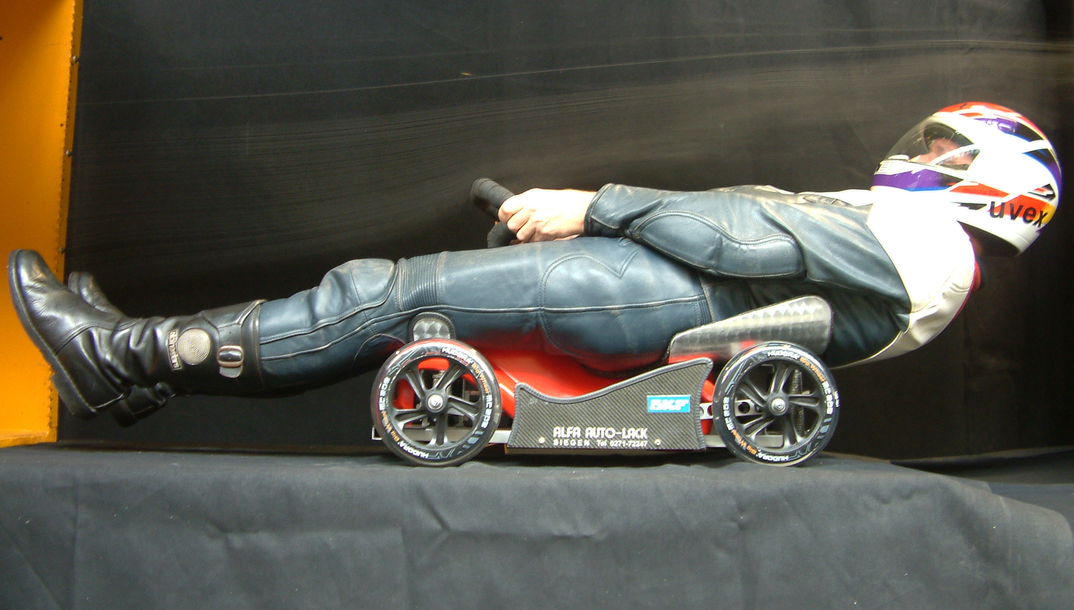 Rennbobycar