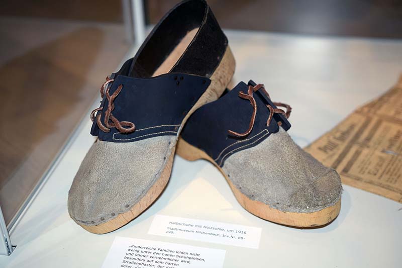 Weltkrieg_Schuhe_web