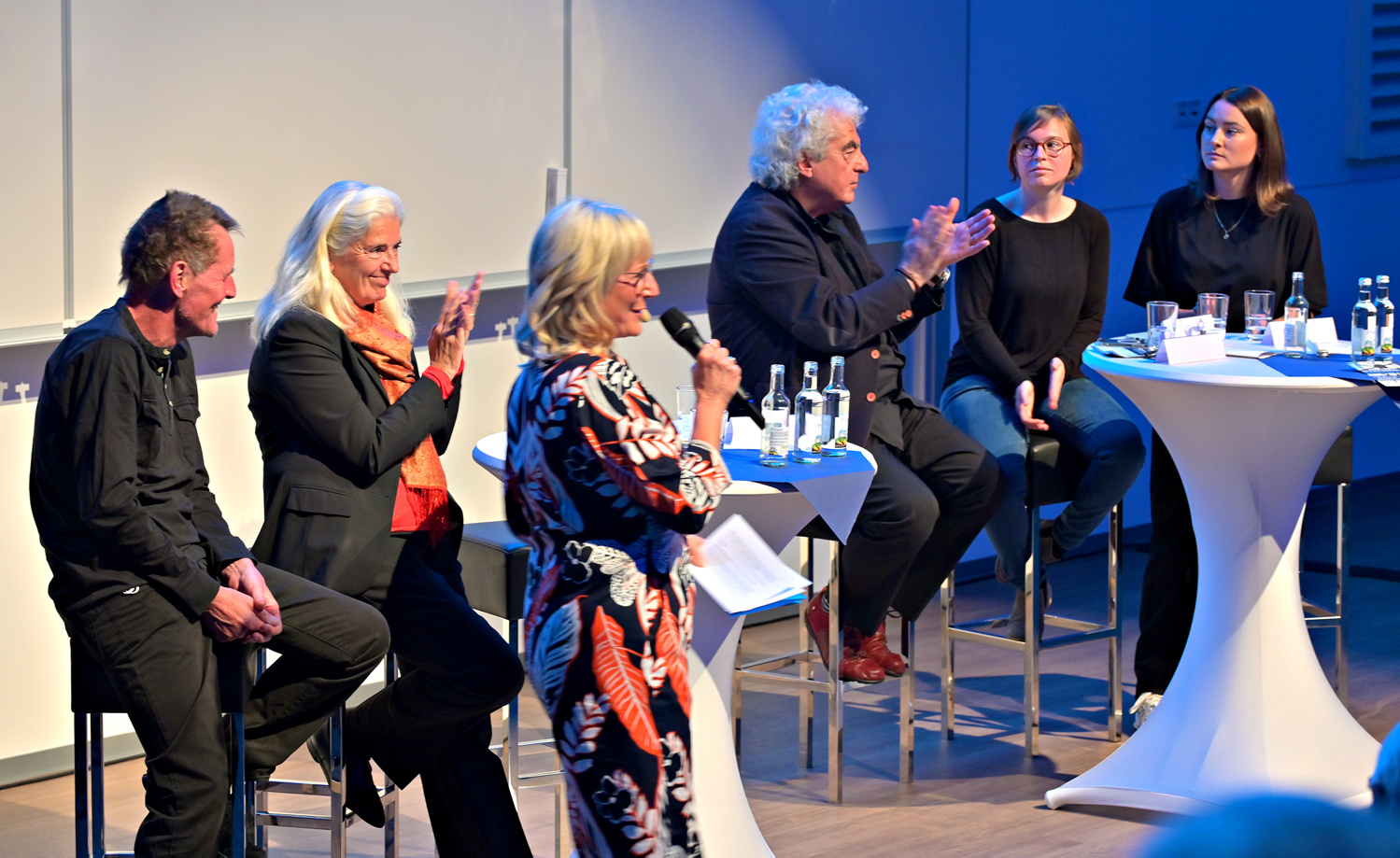 50_festakt_diskussion
